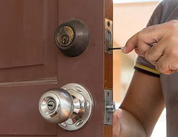 Gallery Locksmith Store La Grange Park, IL 708-401-1089 Gallery Locksmith Store La Grange Park, IL 708-401-1089 - 7-Lock-Installation